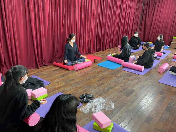 생극중이 작은학교 공동학구제 추진으로 신입생이 꾸준히 증가하고 있다. 학생들의 방과후 체험활동.